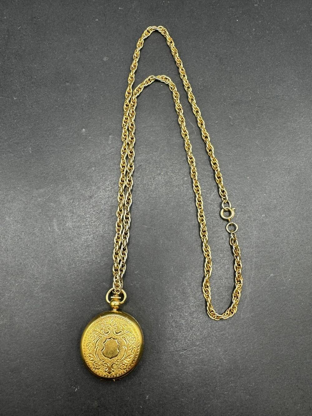 Vintage Hampden 17 Jewels Pendant Watch Necklace Gold Tone Ornate Engraved